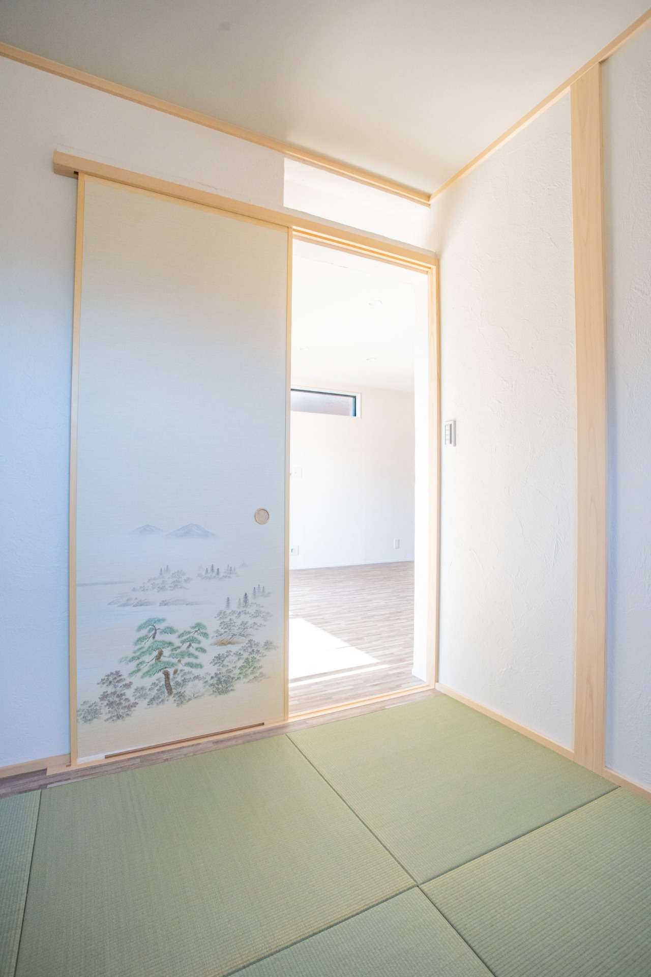 S様邸。（02） 岐阜県岐阜市で光冷暖のある新築注文住宅
